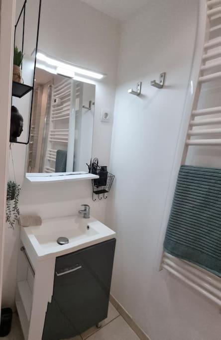 Nalan Orrygeois, Spa, Sauna, Proche Asterix מראה חיצוני תמונה